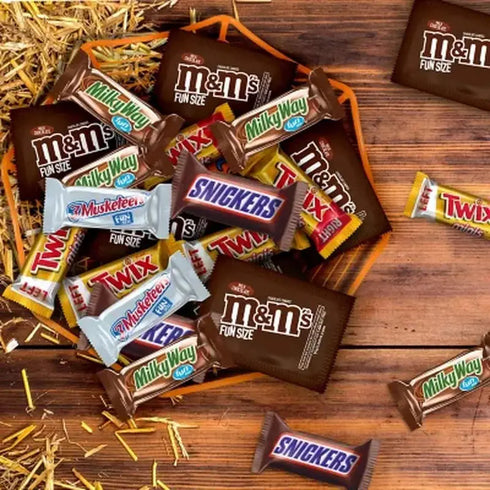 Mars Milk Chocolate Variety Pack Candy, 145 pcs - Assorted M&M's