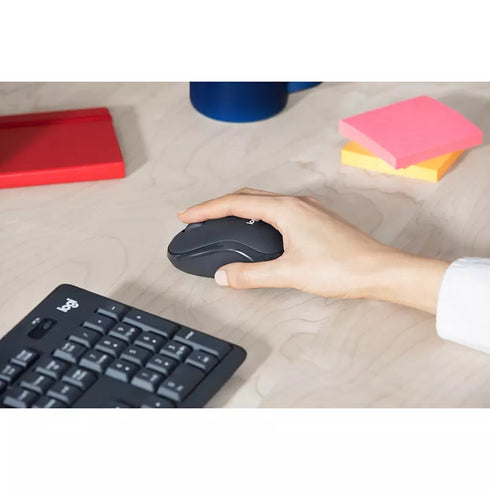 Logitech MK295 Silent Wireless Keyboard and Mouse Combo – Graphite, Quiet Touch Keys & Smooth Wireless Performance