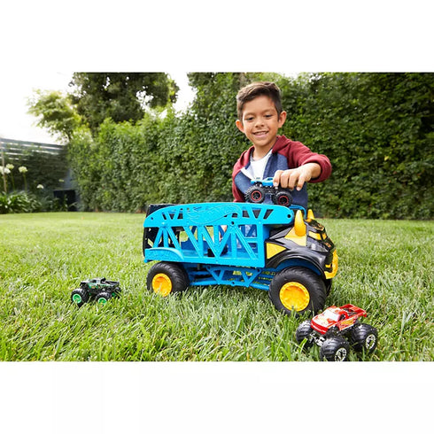 Hot Wheels Monster Trucks Monster Mover – Storage Hauler & Launching Playset