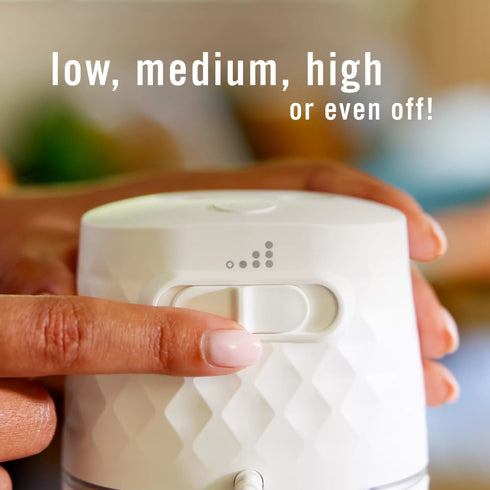 Febreze PLUG Scented Oil Starter Kit, Warmer + 2 Downy & 1 Downy Calm Refills