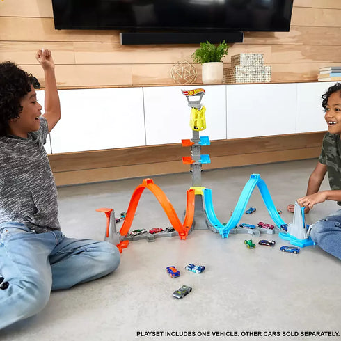 Hot Wheels Loop & Launch Track Set – High-Speed Looping Action, Precision Launcher & Stunt Play for Kids