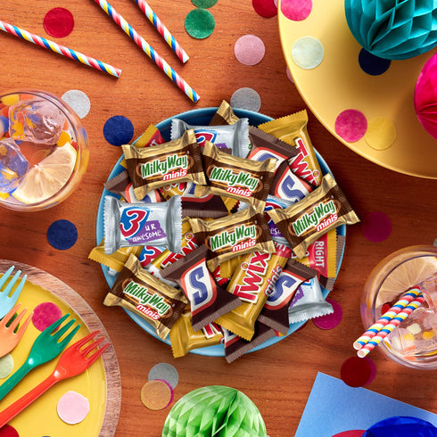 3.57 lbs bag - Snickers, Twix & More Minis Halloween Chocolate Candy Bars