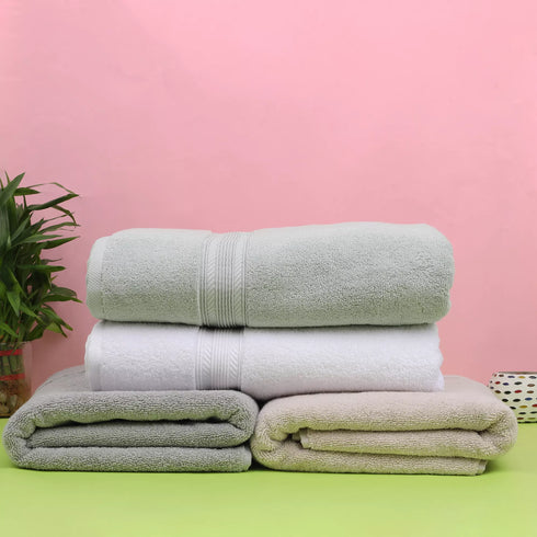 Berkley Jensen Bath Towel - White