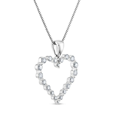 Round Cut Heart Diamond Pendant Necklace in 14K Gold